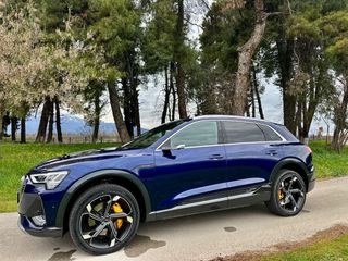 Audi e-tron 2021 55 S-line Virtual Mirrors + Night Vision + HUD + Panorama +-thumb-1