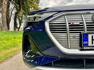 Audi e-tron 2021 55 S-line Virtual Mirrors + Night Vision + HUD + Panorama +-thumb-20