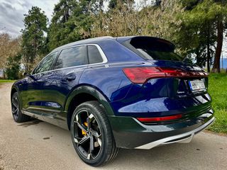 Audi e-tron 2021 55 S-line Virtual Mirrors + Night Vision + HUD + Panorama +-thumb-29