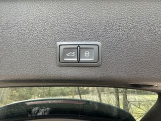 Audi e-tron 2021 55 S-line Virtual Mirrors + Night Vision + HUD + Panorama +-thumb-59