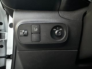 Citroen C3 2021 1.5 BlueHDi 100 S&S Corporate-thumb-47