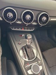 Audi TT 2016 SLINE 358HP ROADSTER-thumb-11