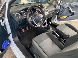 Ford Fiesta 2011-thumb-7