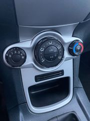 Ford Fiesta 2011-thumb-9