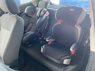 Ford Fiesta 2011-thumb-13