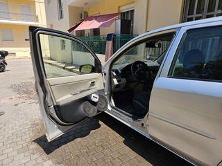 Mazda 2 2007-thumb-5