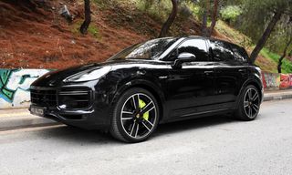 Porsche Cayenne 2020 TURBO S-E HYBRID-CHRONO PACKET-PANORAMA-BURMESTER SOUND