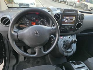 Peugeot Partner 2017-thumb-11
