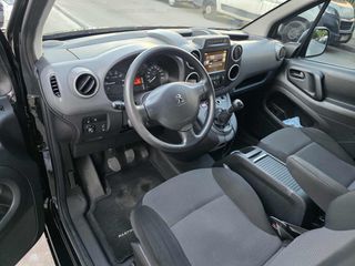 Peugeot Partner 2017-thumb-17