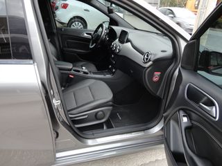 Mercedes-Benz B 180 2015 URBAN-DIESEL-AUTOMATIC-thumb-5