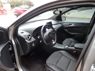 Mercedes-Benz B 180 2015 URBAN-DIESEL-AUTOMATIC-thumb-11