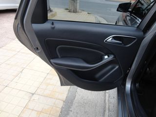 Mercedes-Benz B 180 2015 URBAN-DIESEL-AUTOMATIC-thumb-22