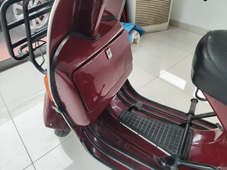 Piaggio Vespa GT 200 1981-thumb-6