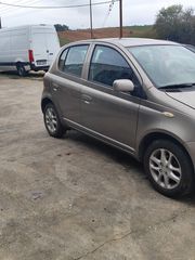 Toyota Yaris 2005