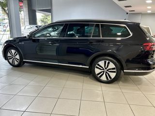 Volkswagen Passat 2018 1.4 GTE 218hp-thumb-9