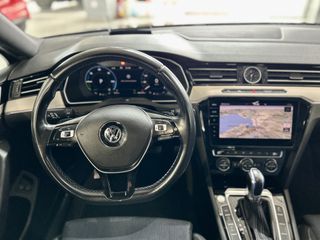 Volkswagen Passat 2018 1.4 GTE 218hp-thumb-15