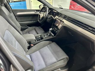 Volkswagen Passat 2018 1.4 GTE 218hp-thumb-26