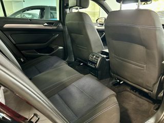 Volkswagen Passat 2018 1.4 GTE 218hp-thumb-30