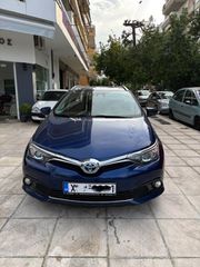 Toyota Auris 2016