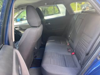 Toyota Auris 2016-thumb-11