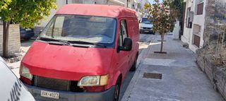 Κλούβα Ford 2000 transit
