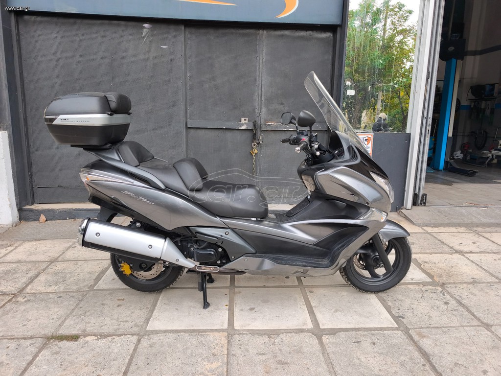 Honda Silverwing 2011