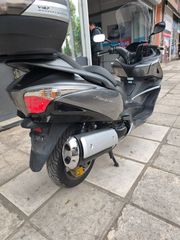 Honda Silverwing 2011-thumb-4