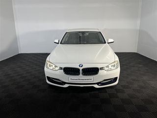 Bmw 320 2013 (320d xDrive Sedan)