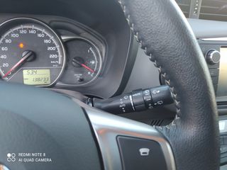 Toyota Yaris 2017 1.0 VVTI *NAVI-CLIMA-KEYLESS-CRUISE CONTROL*FULL EXTRA*-thumb-42