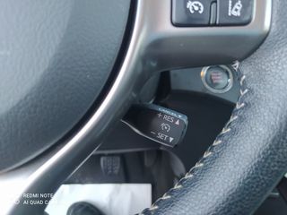 Toyota Yaris 2017 1.0 VVTI *NAVI-CLIMA-KEYLESS-CRUISE CONTROL*FULL EXTRA*-thumb-44