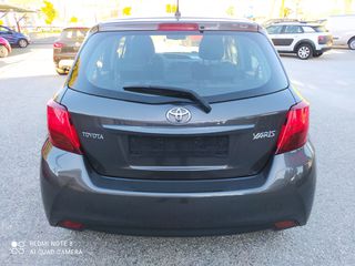 Toyota Yaris 2017 1.0 VVTI *NAVI-CLIMA-KEYLESS-CRUISE CONTROL*FULL EXTRA*-thumb-5