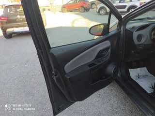 Toyota Yaris 2017 1.0 VVTI *NAVI-CLIMA-KEYLESS-CRUISE CONTROL*FULL EXTRA*-thumb-36