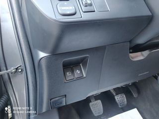 Toyota Yaris 2017 1.0 VVTI *NAVI-CLIMA-KEYLESS-CRUISE CONTROL*FULL EXTRA*-thumb-28