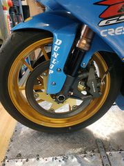 Suzuki GSX-R 1000 2006-thumb-3
