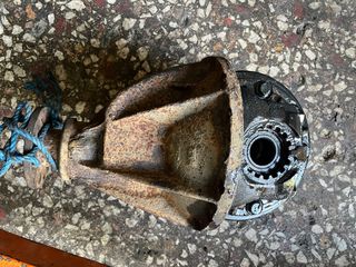 Διαφορικό πίσω Cabstar 2.7 TD27 8/37 11 βίδες