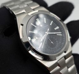 Vacheron Constantin Overseas Black dial-thumb-2