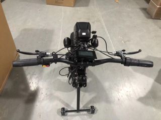 Ηλεκτρική συσκευή έλξης για αναπηρικά αμαξιδια (αμεα)