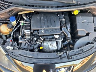 Peugeot 207 2008 1.6 HDI DIESEL-thumb-44