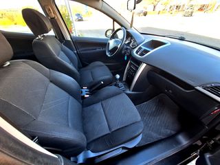 Peugeot 207 2008 1.6 HDI DIESEL-thumb-21