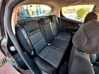 Peugeot 207 2008 1.6 HDI DIESEL-thumb-23