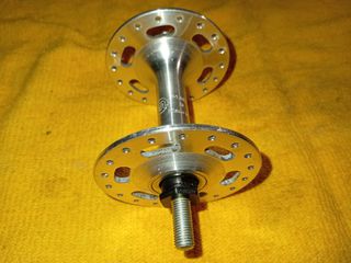 ΚΕΝΤΡΟ ΠΟΔΗΛΑΤΟΥ MAILARD 1986