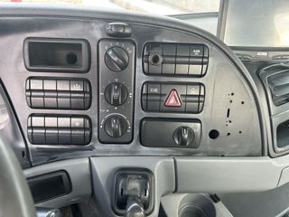 Σασί Mercedes-Benz 2005 2636 6x4-thumb-17