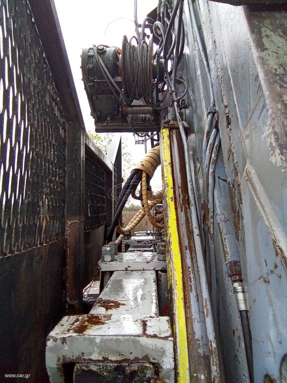Γερανοί 2004 LOGLIFT 165Z
