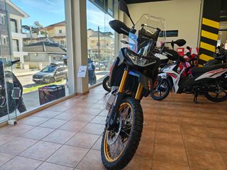 Aprilia Tuareg 2025 RALLY 660 E5+ ΕΤΟΙΜΟΠΑΡΑΔΟΤΟ ΜΕ ΤΟ ΚΛΕΙΔΙ ΣΤΟ ΧΕΡΙ!-thumb-1