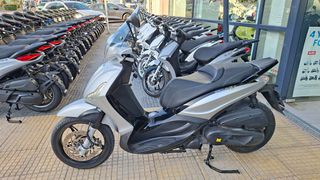 Piaggio Beverly 350 2012-thumb-3