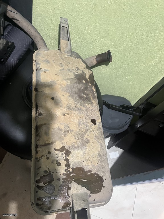 Τελικό καζανάκι εξάτμισης μαζί δίνονται η βασεις από Renault Laguna II 2003, 1.8 βενζίνη, 89 kW