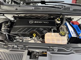 Opel Mokka 2016-thumb-18