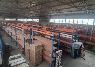 Μεταχειρισμένα Ράφια Βαρέου τύπου  .