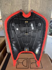 ΣΕΛΑ APRILIA TUONO 1100-thumb-1