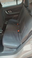 Skoda Fabia 2010 1.4 16V-thumb-7